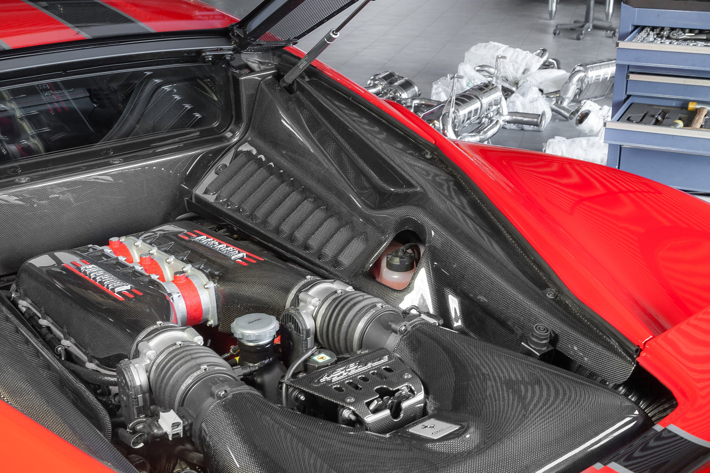 Capristo Ferrari 458 Speciale - Carbon Fiber Lock Cover