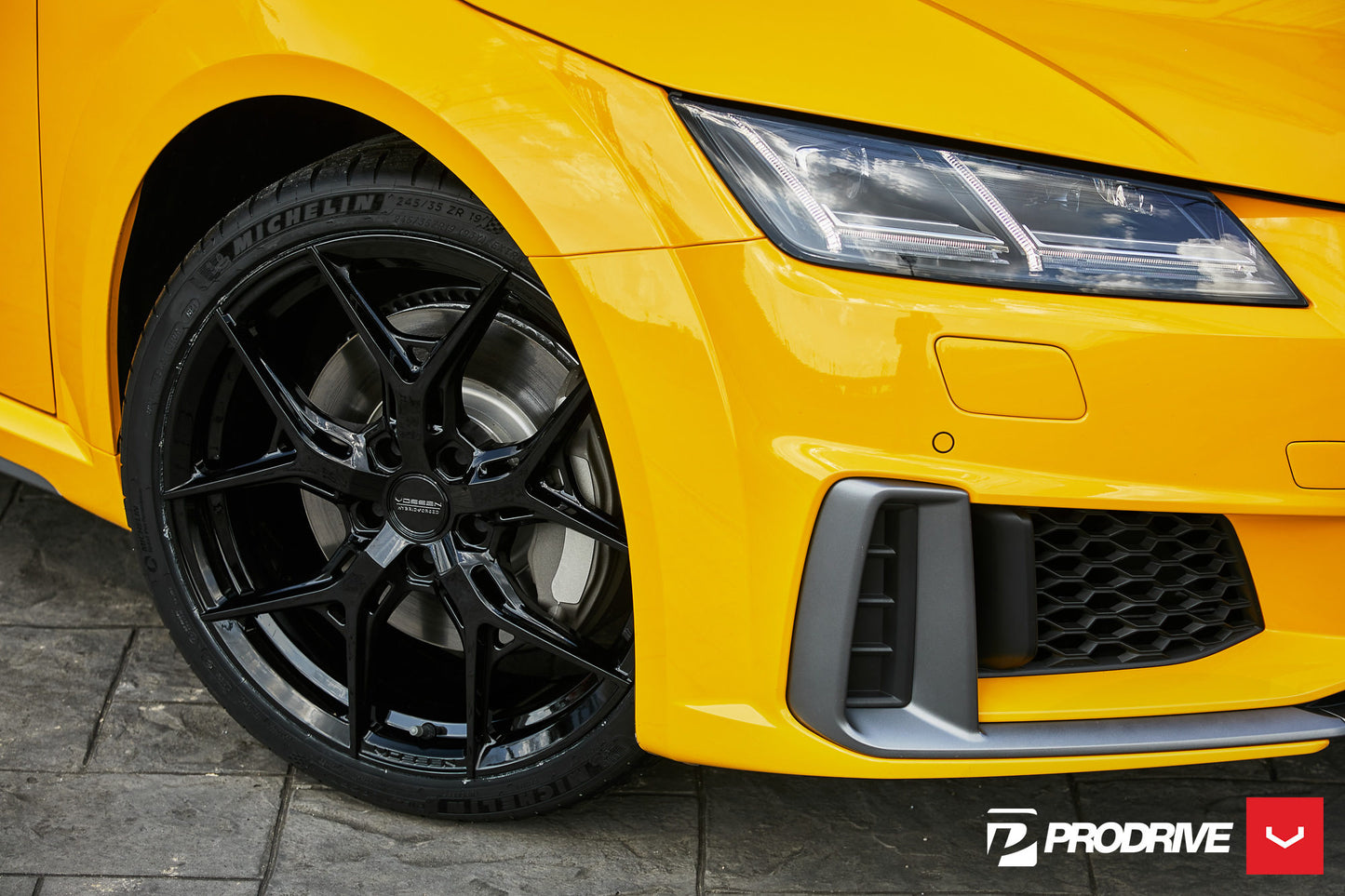 Vossen HF-5 Wheel Set for Audi TT / TTRS - 19 Inch - Gloss Black