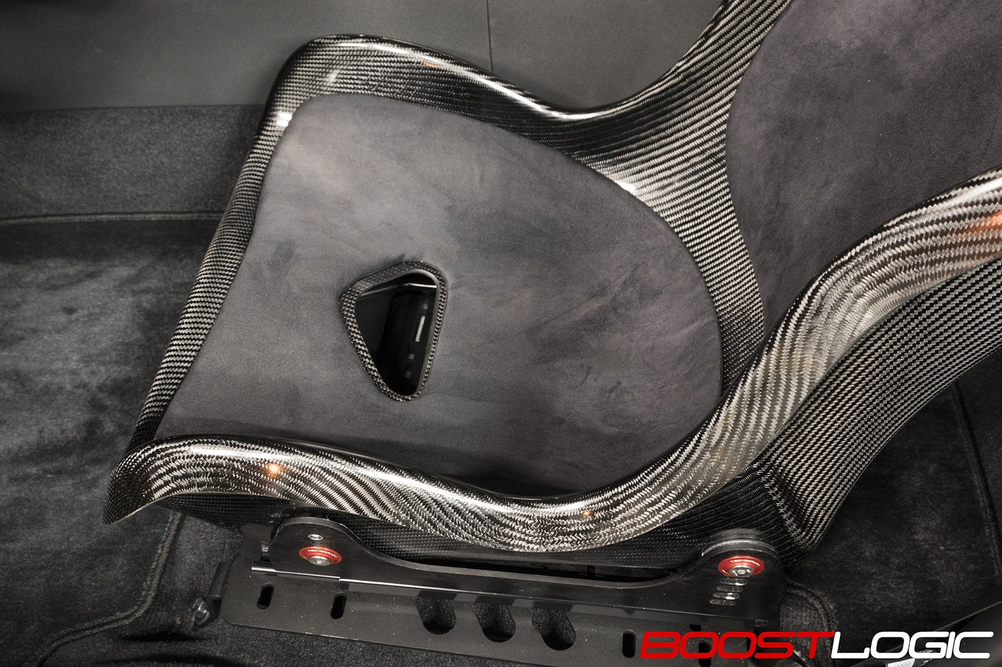 Boost Logic Carbon Fiber Race Seat For Audi R8