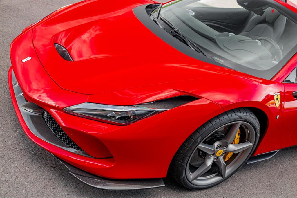 Capristo Ferrari F8 - Carbon Fiber Front Spoiler + Side Air Guides (Set)