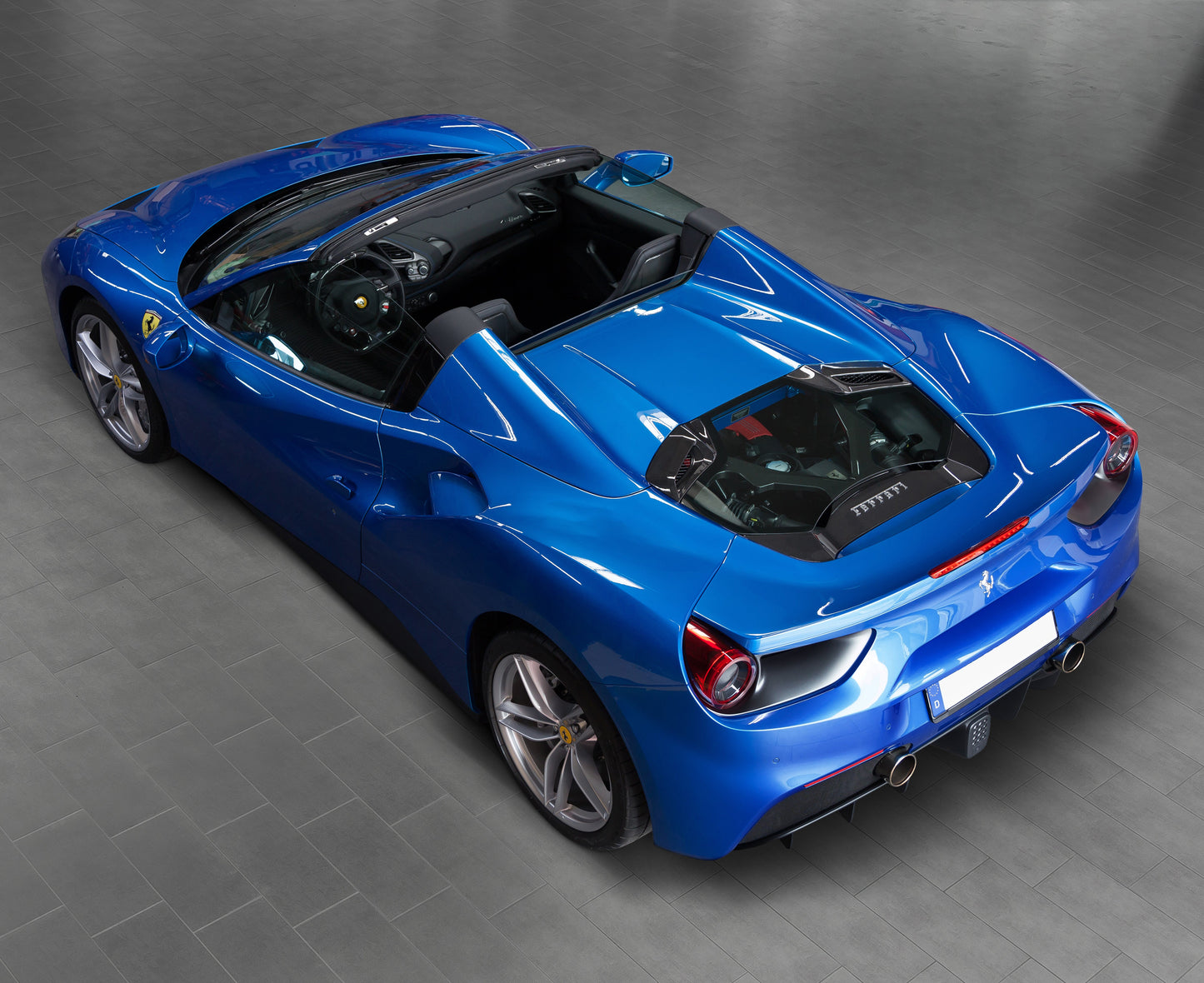 Capristo Ferrari 488 GTS/Pista - Carbon Fiber + Glass Bonnet