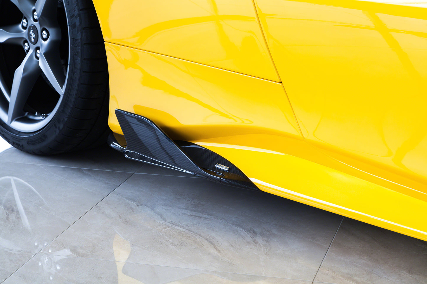 Capristo Ferrari 488 - Carbon Fiber Side Fins