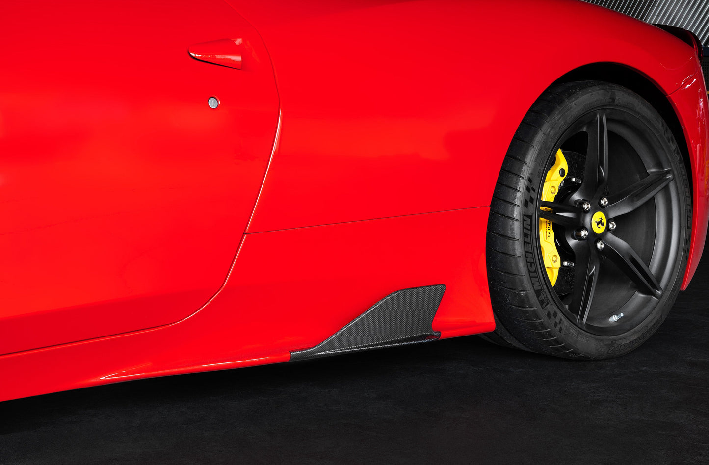 Capristo Ferrari 458 Speciale - Carbon Fiber Side Fins