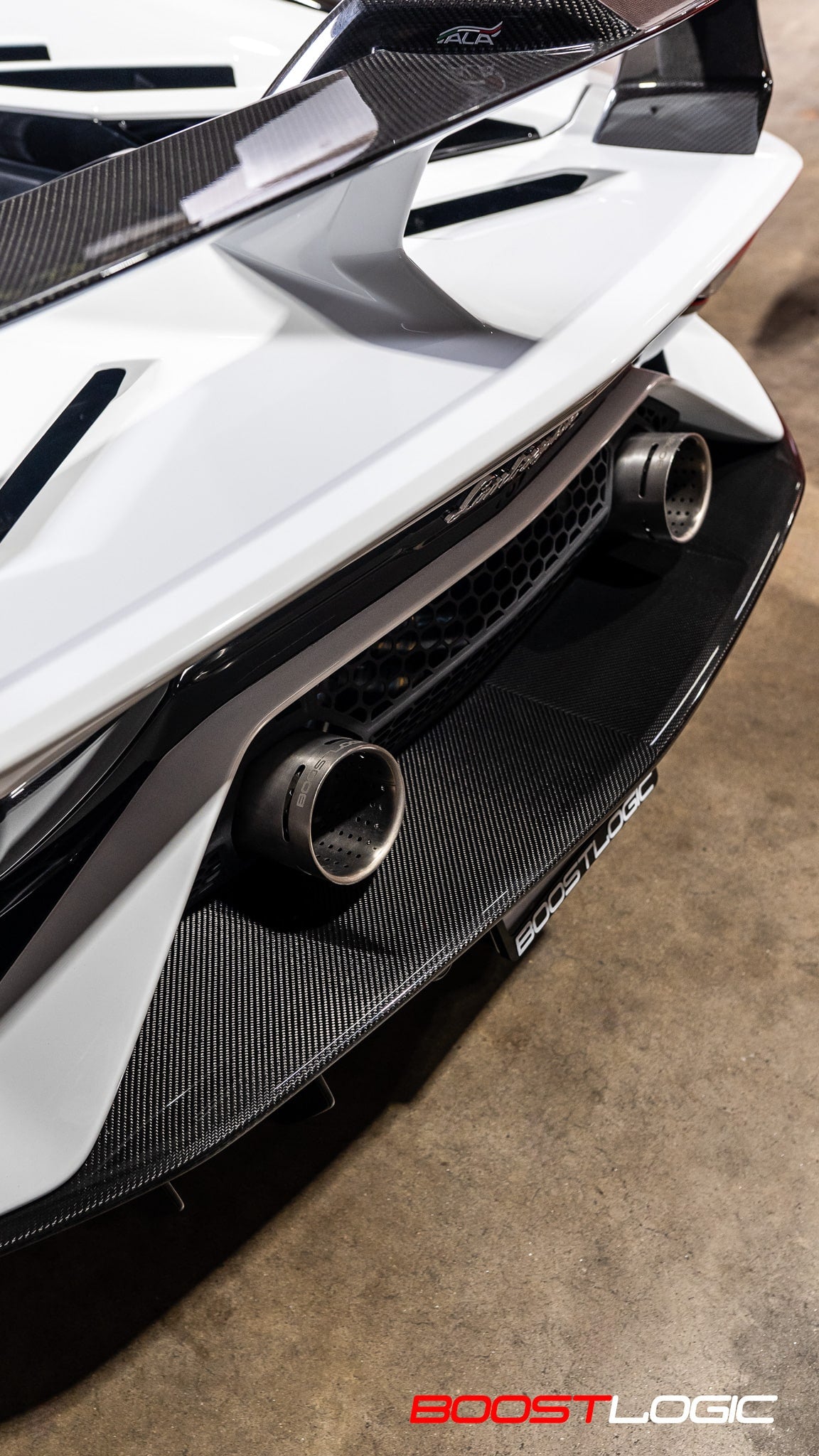 Boost Logic Formula Series Titanium Exhaust For Aventador SVJ - view 4