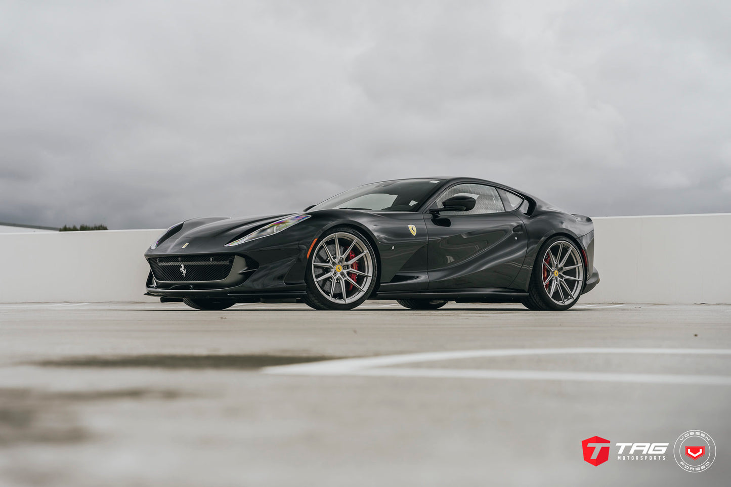 Vossen NF9 Wheel Set for Ferrari 812 Superfast - 21 Inch - Light Smoke