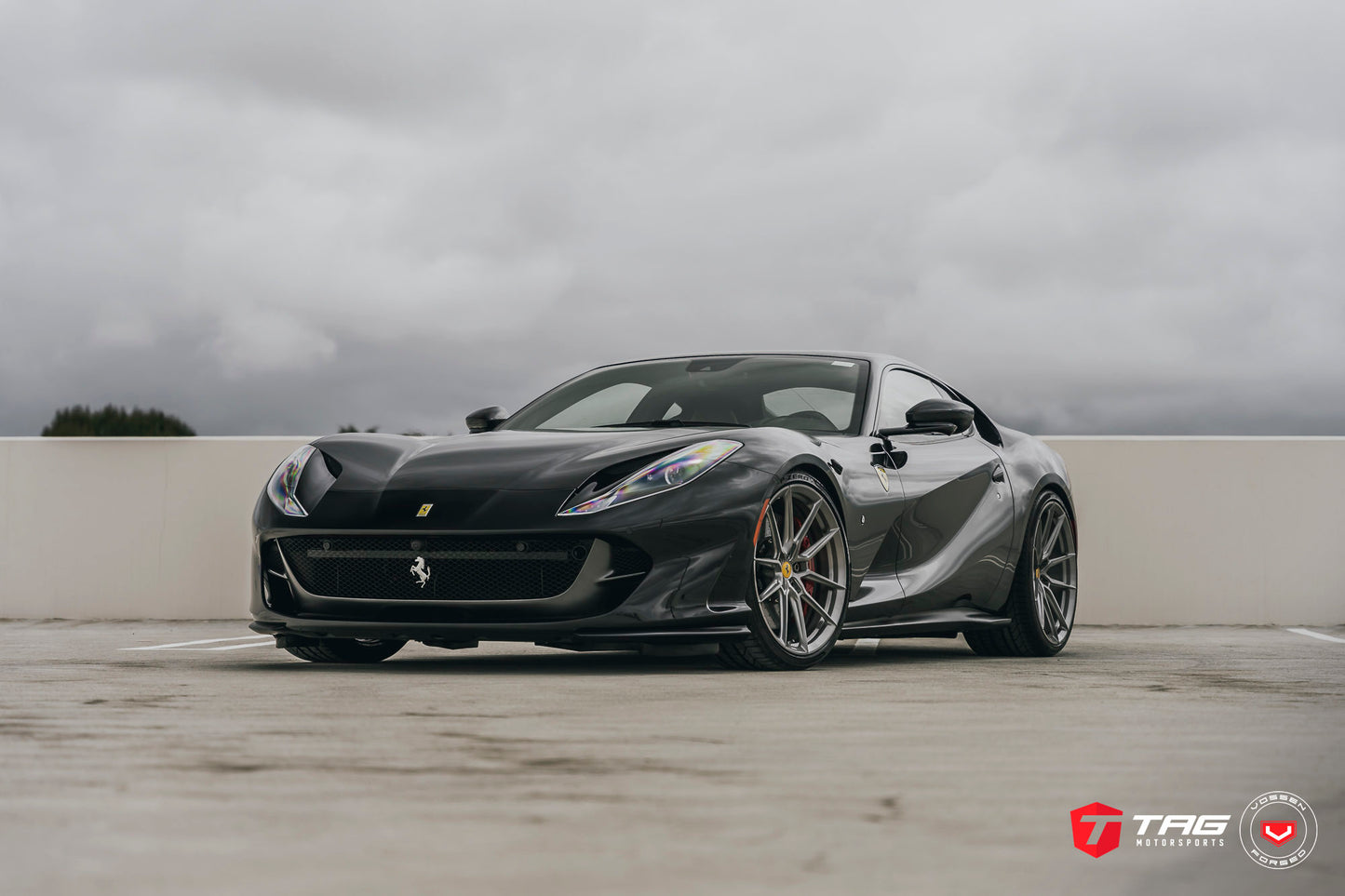 Vossen NF9 Wheel Set for Ferrari 812 Superfast - 21 Inch - Light Smoke
