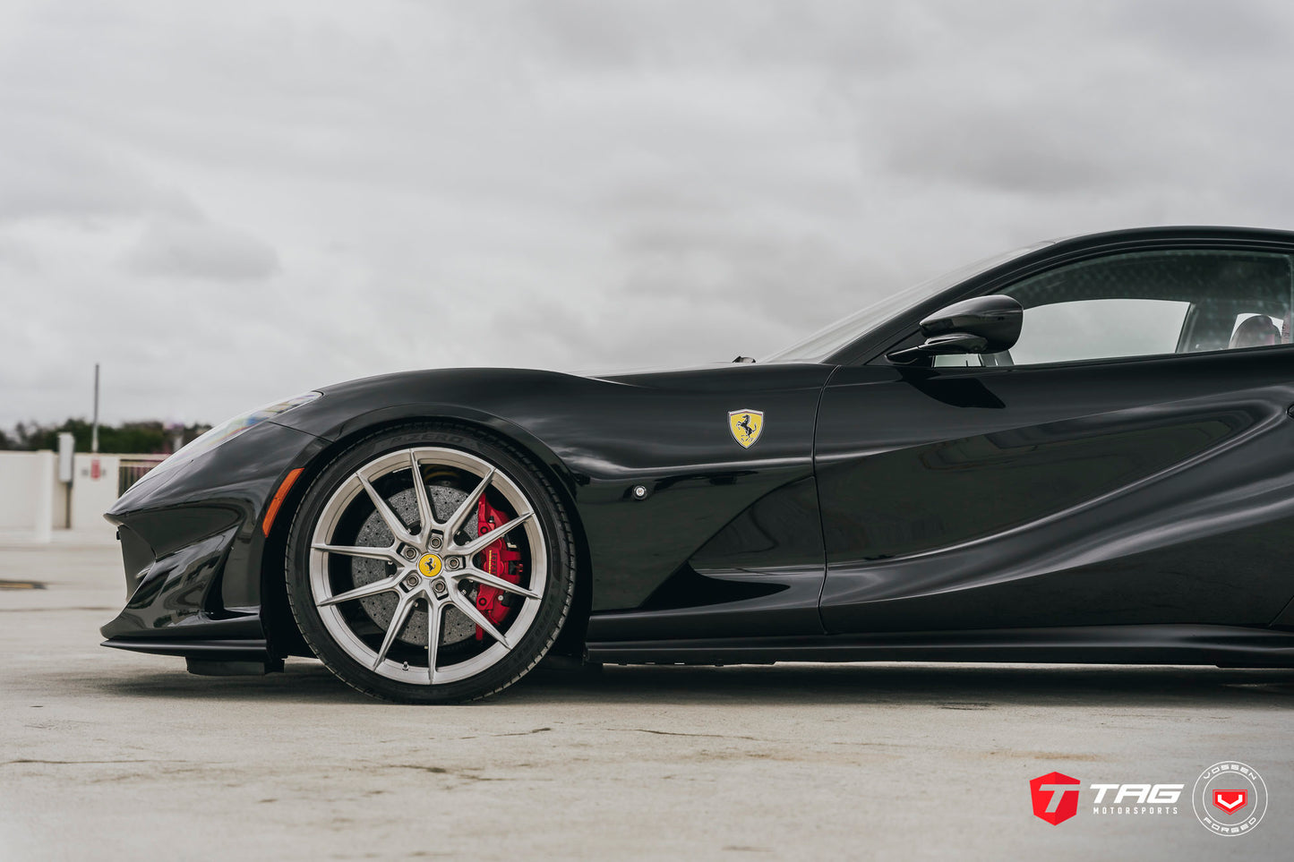 Vossen NF9 Wheel Set for Ferrari 812 Superfast - 21 Inch - Light Smoke