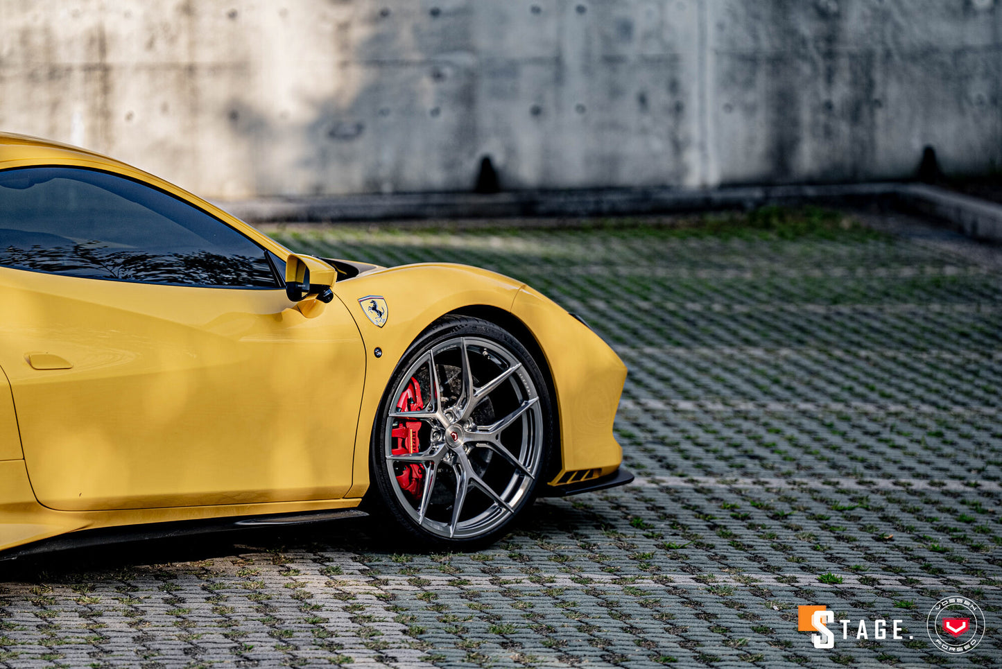 Vossen S21-01 Wheel Set for Ferrari F8 - 21 Inch - Light Smoke