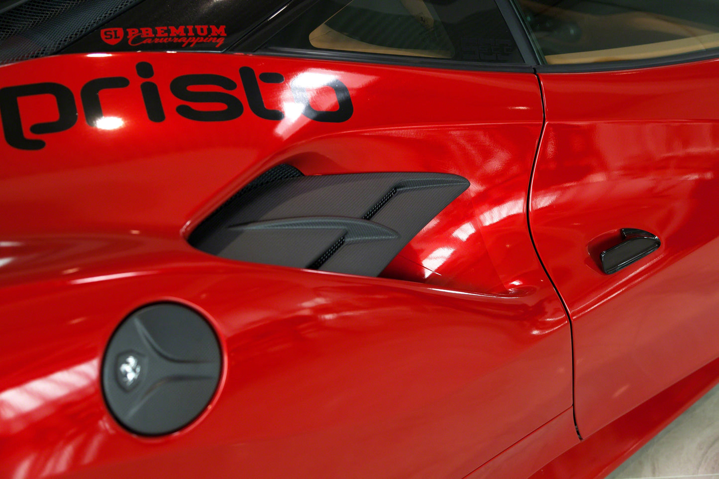 Capristo Ferrari 488 (2018+) / F8 - Carbon Fiber Gas Cap