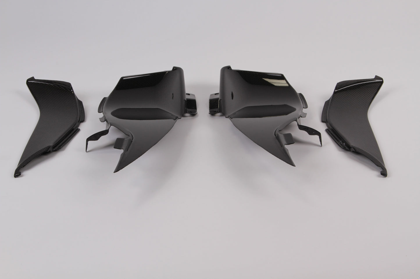 Capristo Ferrari F8 - Carbon Fiber Headlight Air Vents