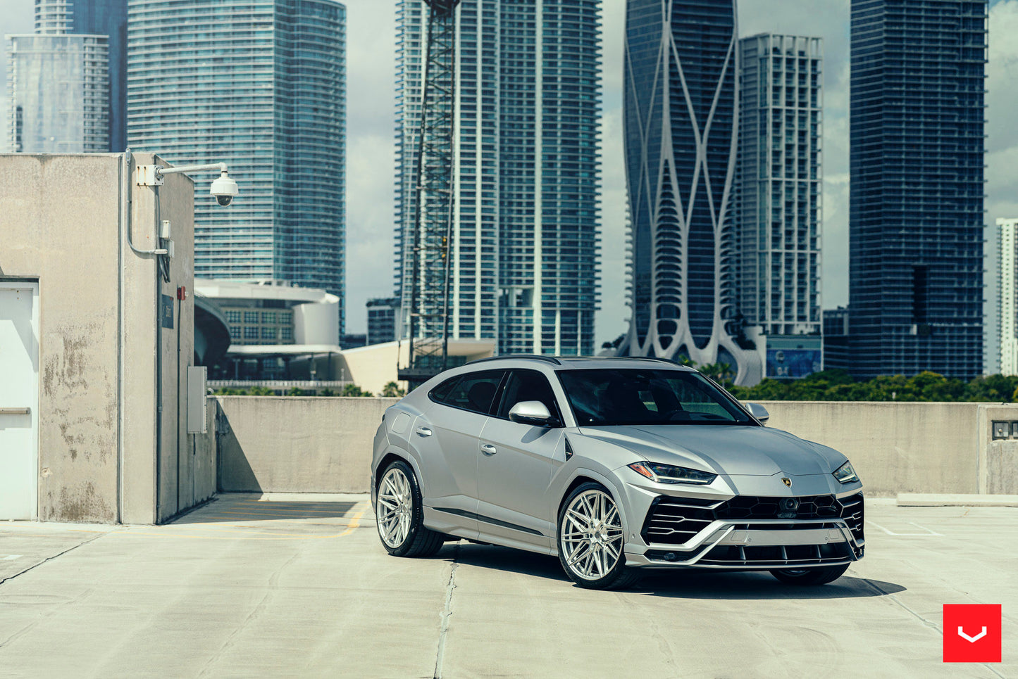 Vossen HF-7 Wheel Set for Lamborghini Urus - 23 Inch - Silver Polished