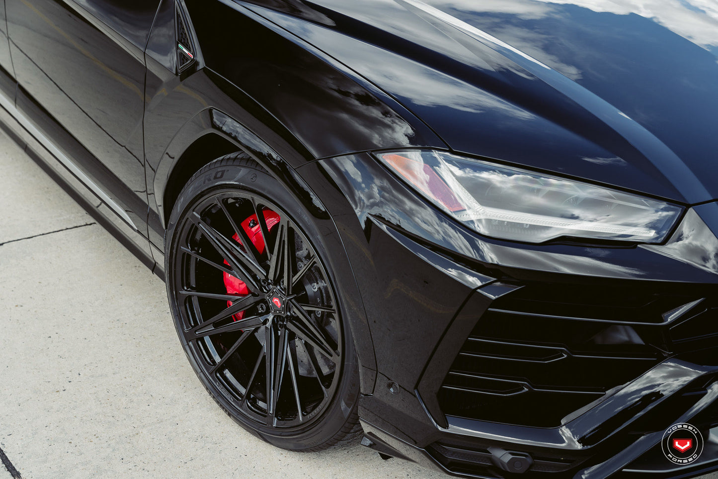 Vossen M-X6 Wheel Set for Lamborghini Urus - 23 Inch - Gloss Black