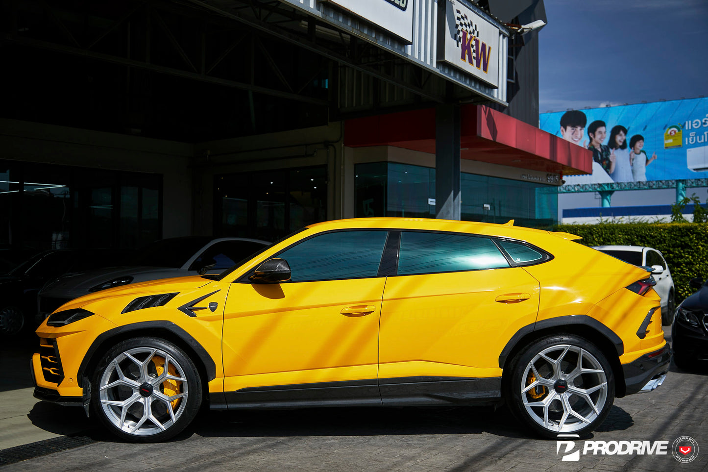 Vossen NL4 Wheel Set for Lamborghini Urus - 23 Inch - Gloss Clear