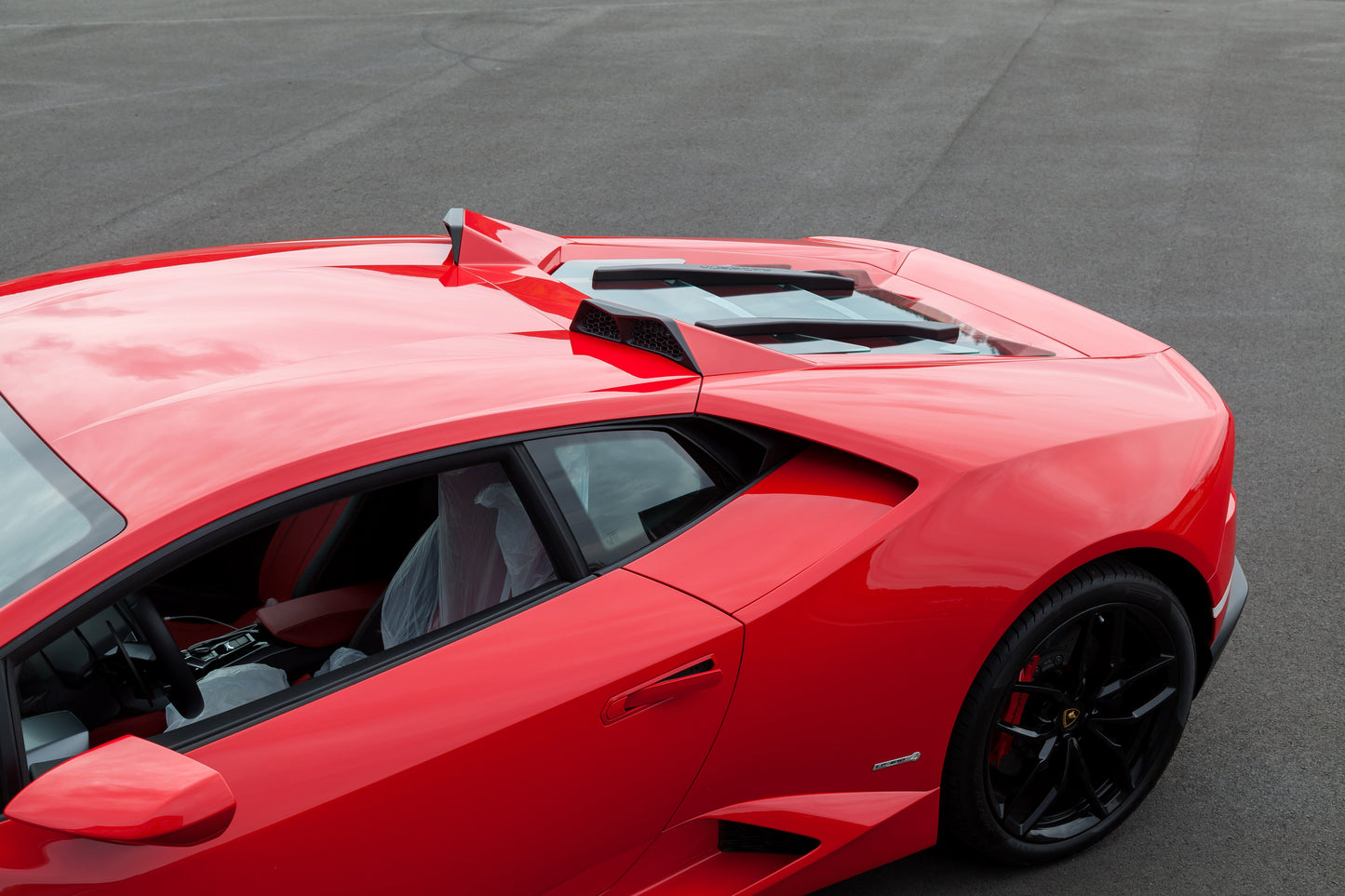 Capristo Lamborghini Huracan - Carbon Fiber + Glass Bonnet (With Scoops)