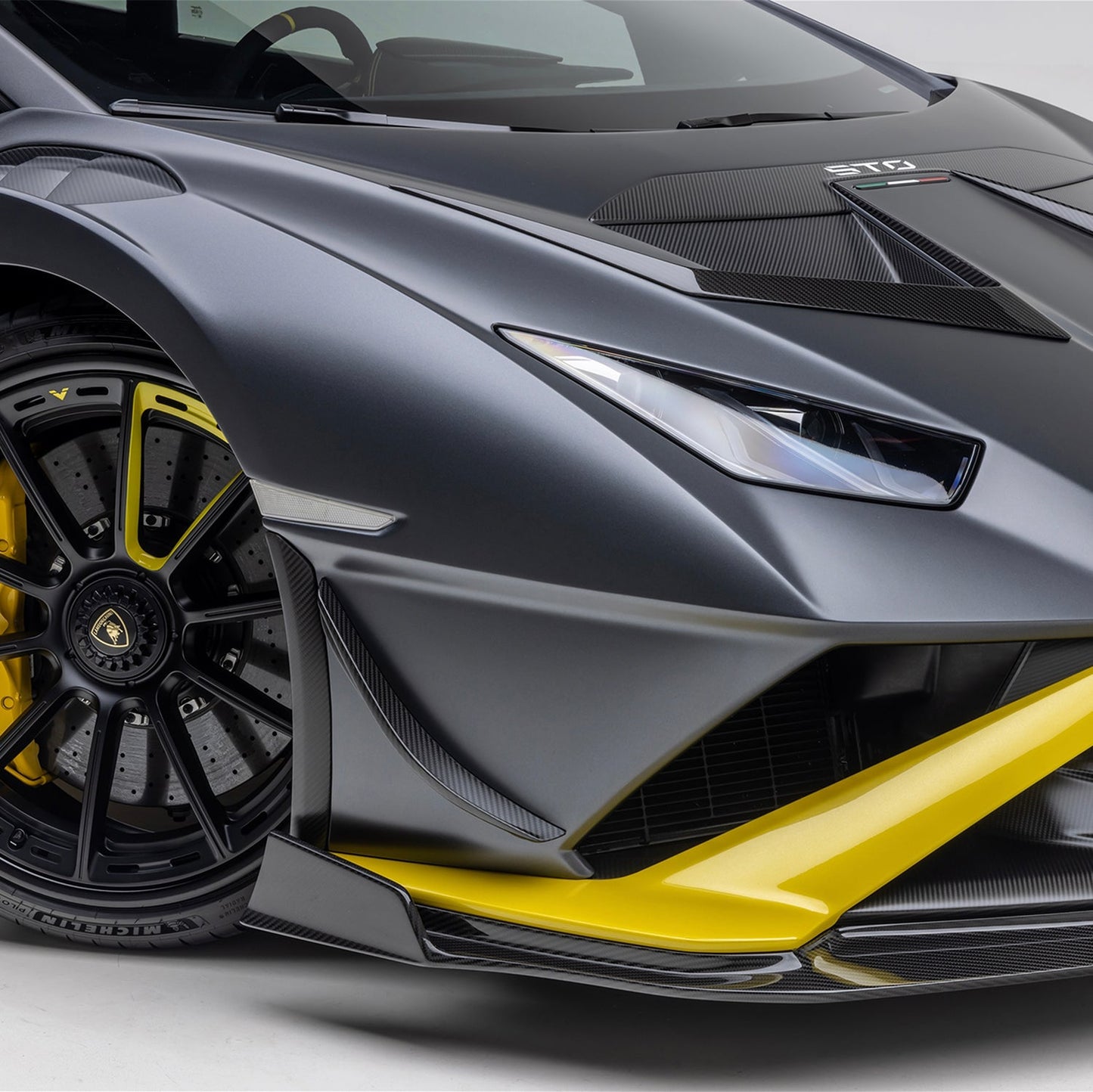 Vorsteiner Huracan STO Aero Canards Carbon Fiber