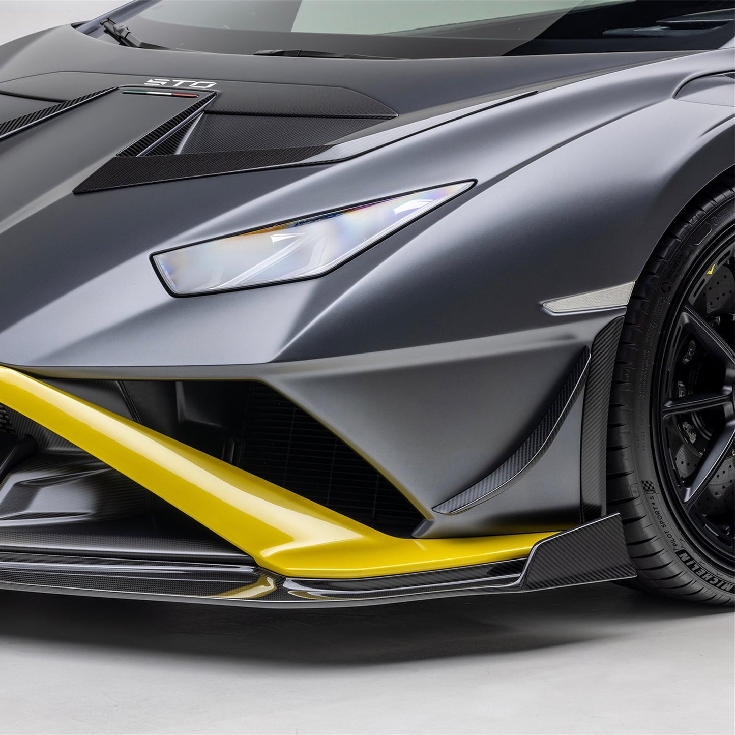 Vorsteiner Huracan STO Aero Canards Carbon Fiber