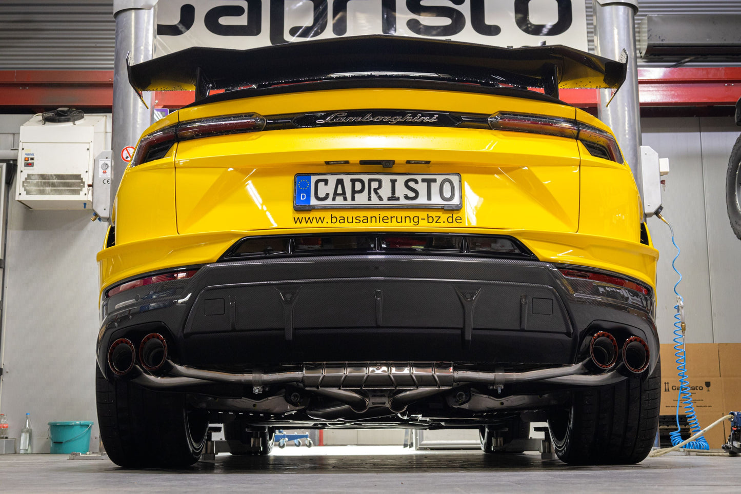 Capristo Lamborghini Urus Performante - Valved Exhaust, MidSilencer Spare + Wicrom "Performante" Tips (OE Actuators)