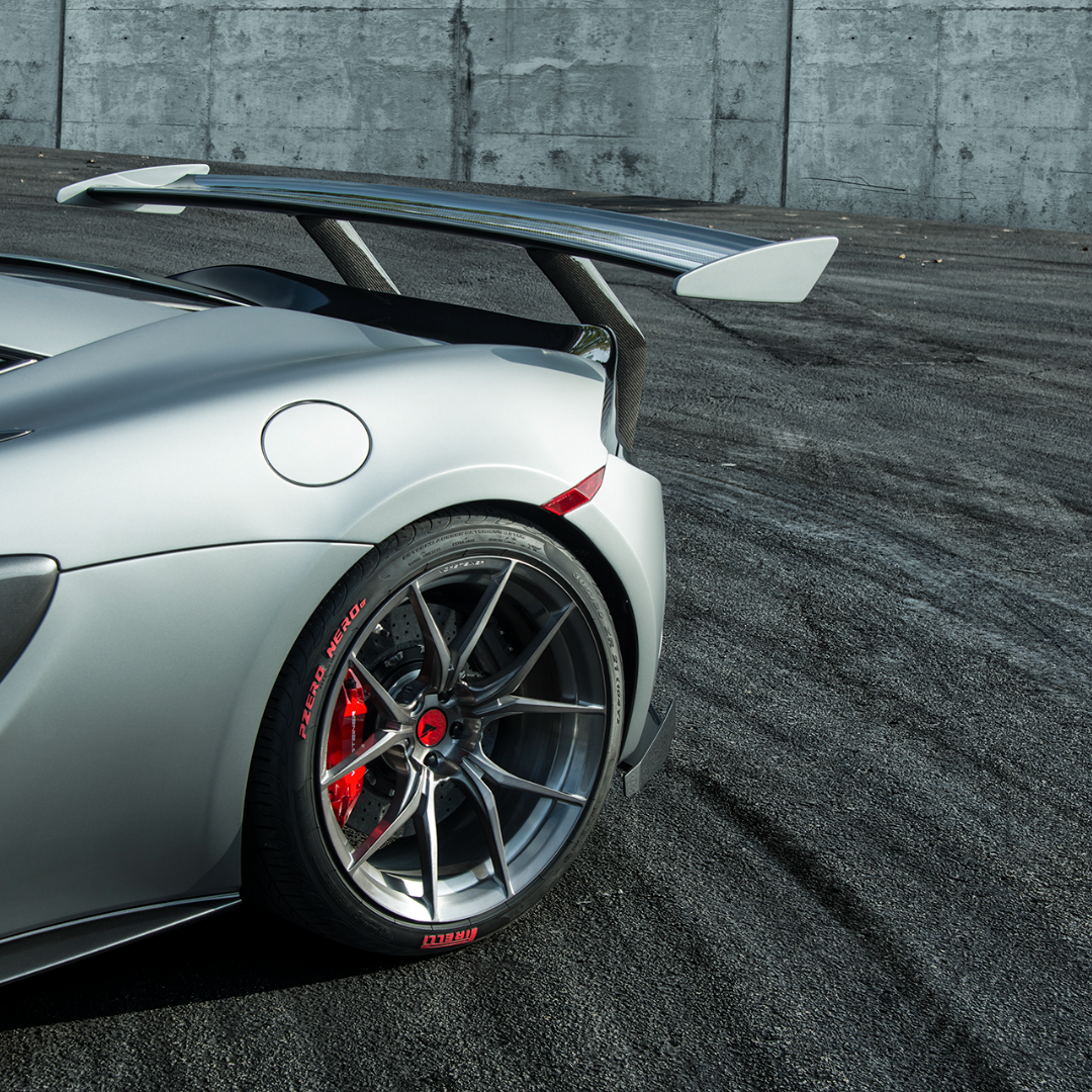 Vorsteiner Mclaren 570S VX Aero Wing Blade Carbon Fiber w/ Carbon Fiber Uprights