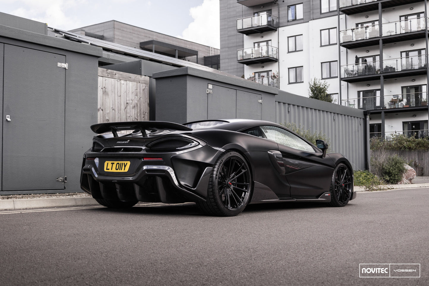 Vossen MC3 Wheel Set for McLaren 600LT - 20 Inch - Gloss Black