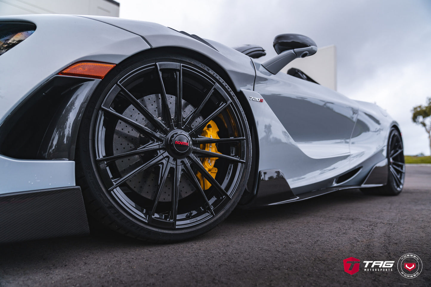 Vossen MC3 Wheel Set for McLaren 720S - 20 Inch - Gloss Black