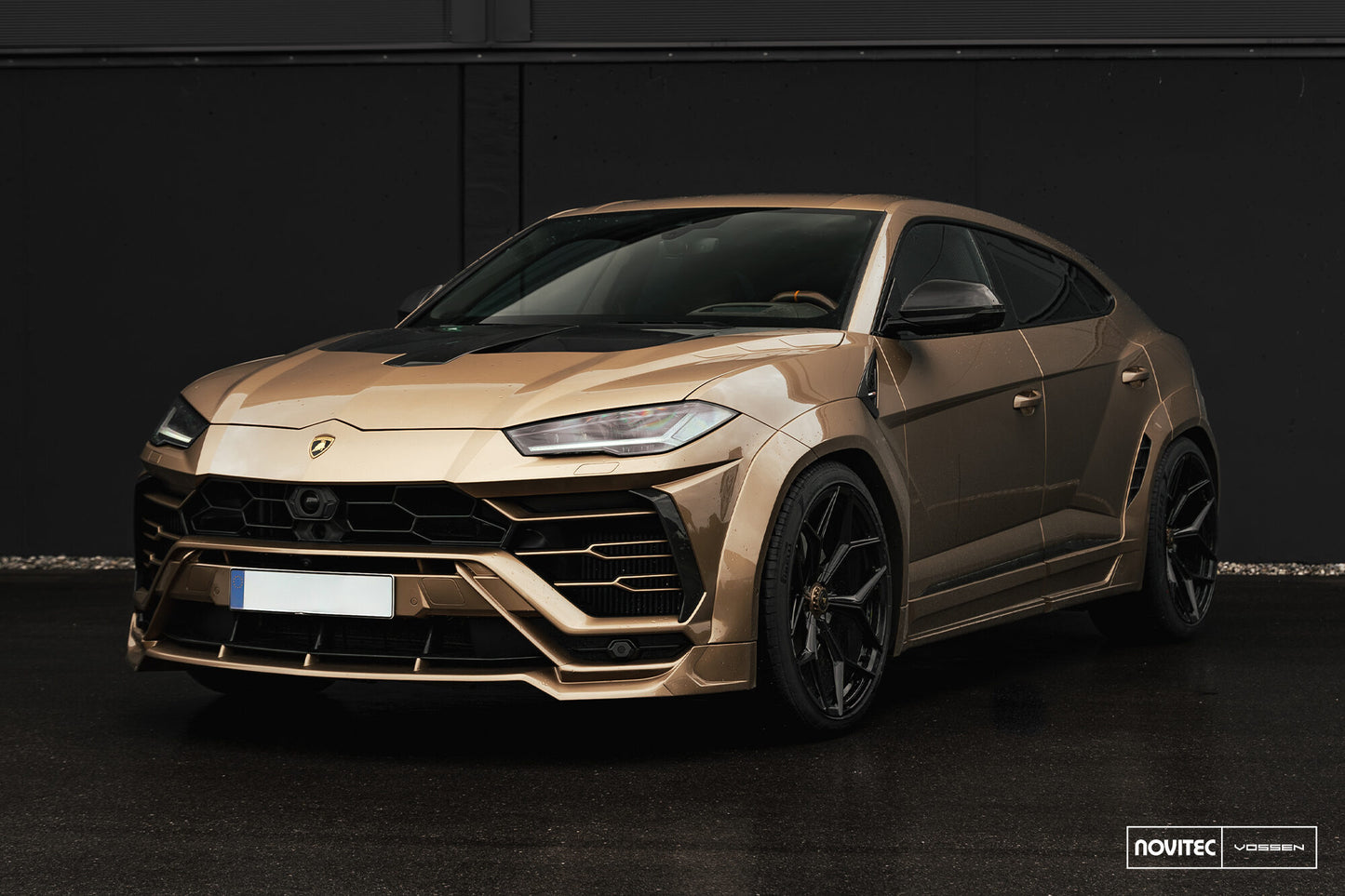 Vossen NL4 Wheel Set for Lamborghini Urus - 23 Inch - Gloss Black