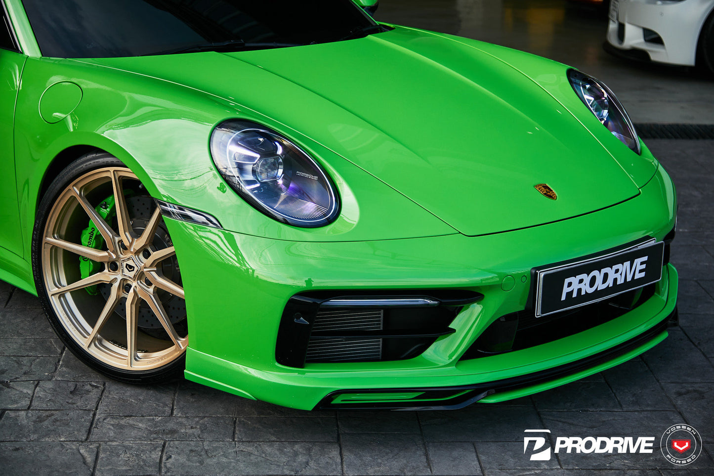 Vossen M-X2 Wheel Set for Porsche 911 - 21 Inch - Patina Gold