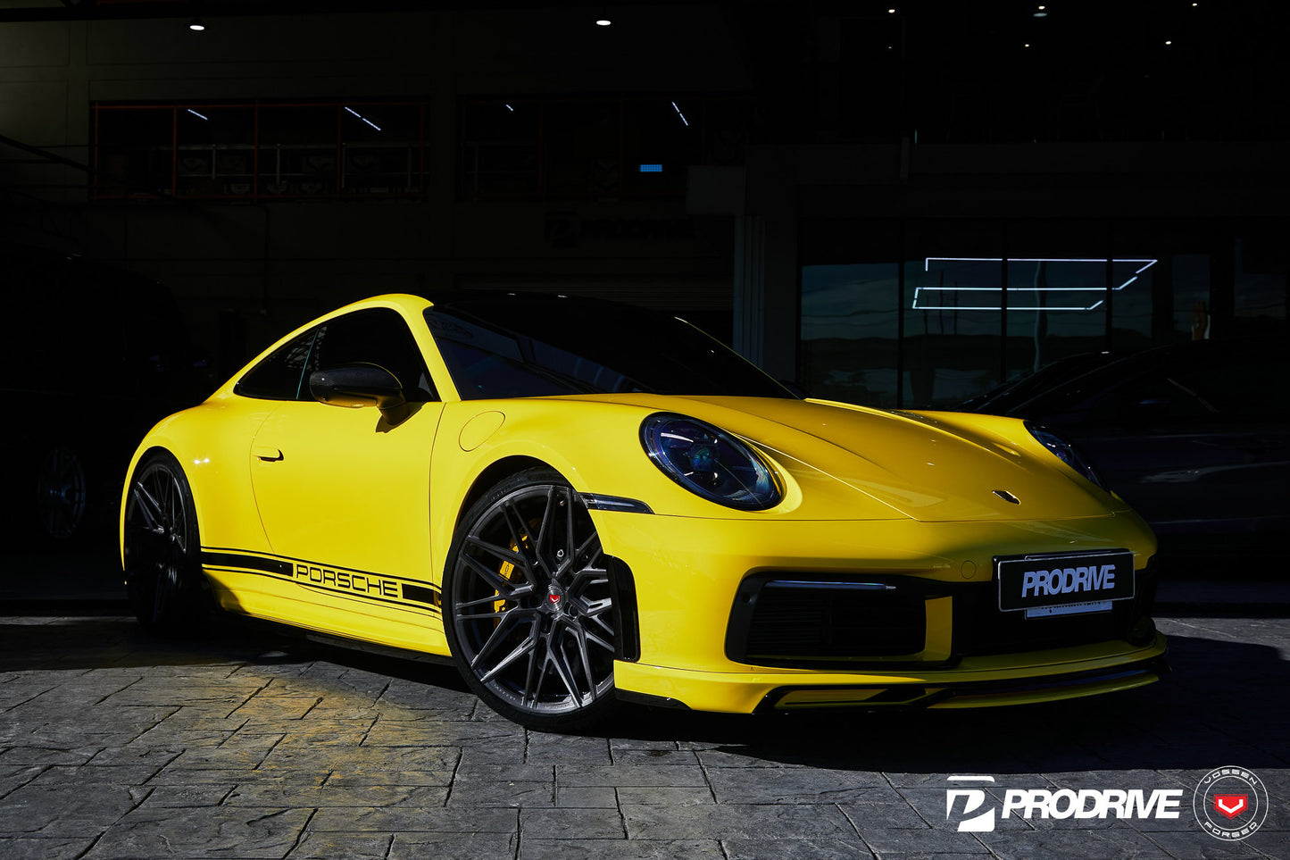 Vossen EVO-5R Wheel Set for Porsche 911 - 21 Inch - Dark Smoke