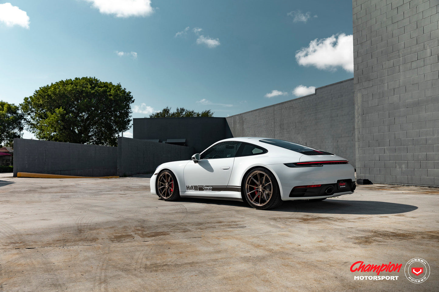 Vossen RS92 Wheel Set for Porsche 911 - 20 Inch - Platinum