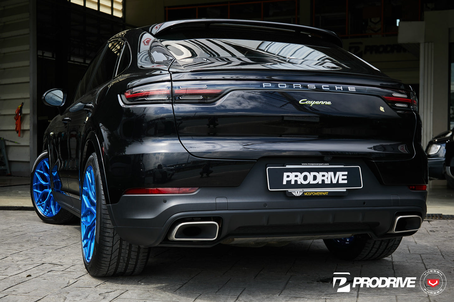 Vossen S17-01 Wheel Set for Porsche Cayenne - Fountain Blue