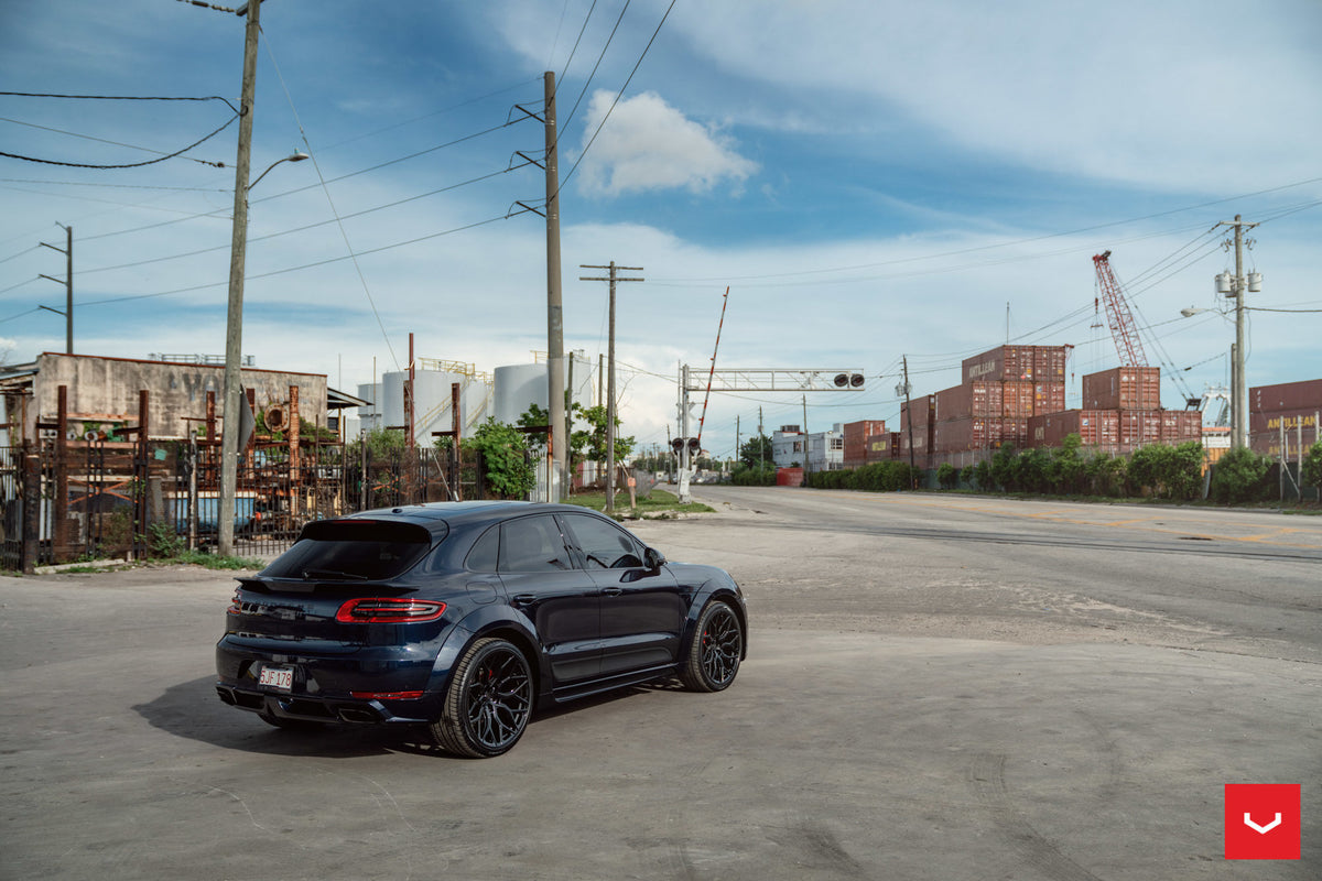 Vossen HF-2 Wheel Set for Porsche Macan - 22 Inch - Gloss Black