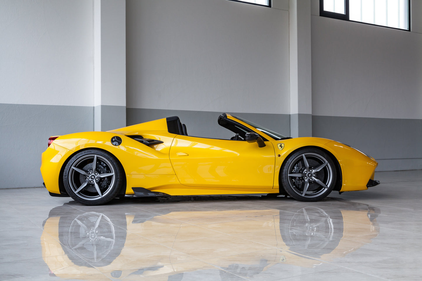 Capristo Ferrari 488 - Carbon Fiber Side Fins