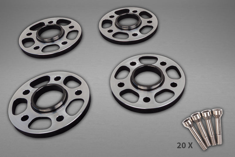 Capristo Ferrari 488/F8/SF90 - Wheel Spacers 11mm Front / 17mm Rear (Circle Shape) with Titanium Wheel Bolts
